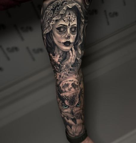 Black & Gray 23